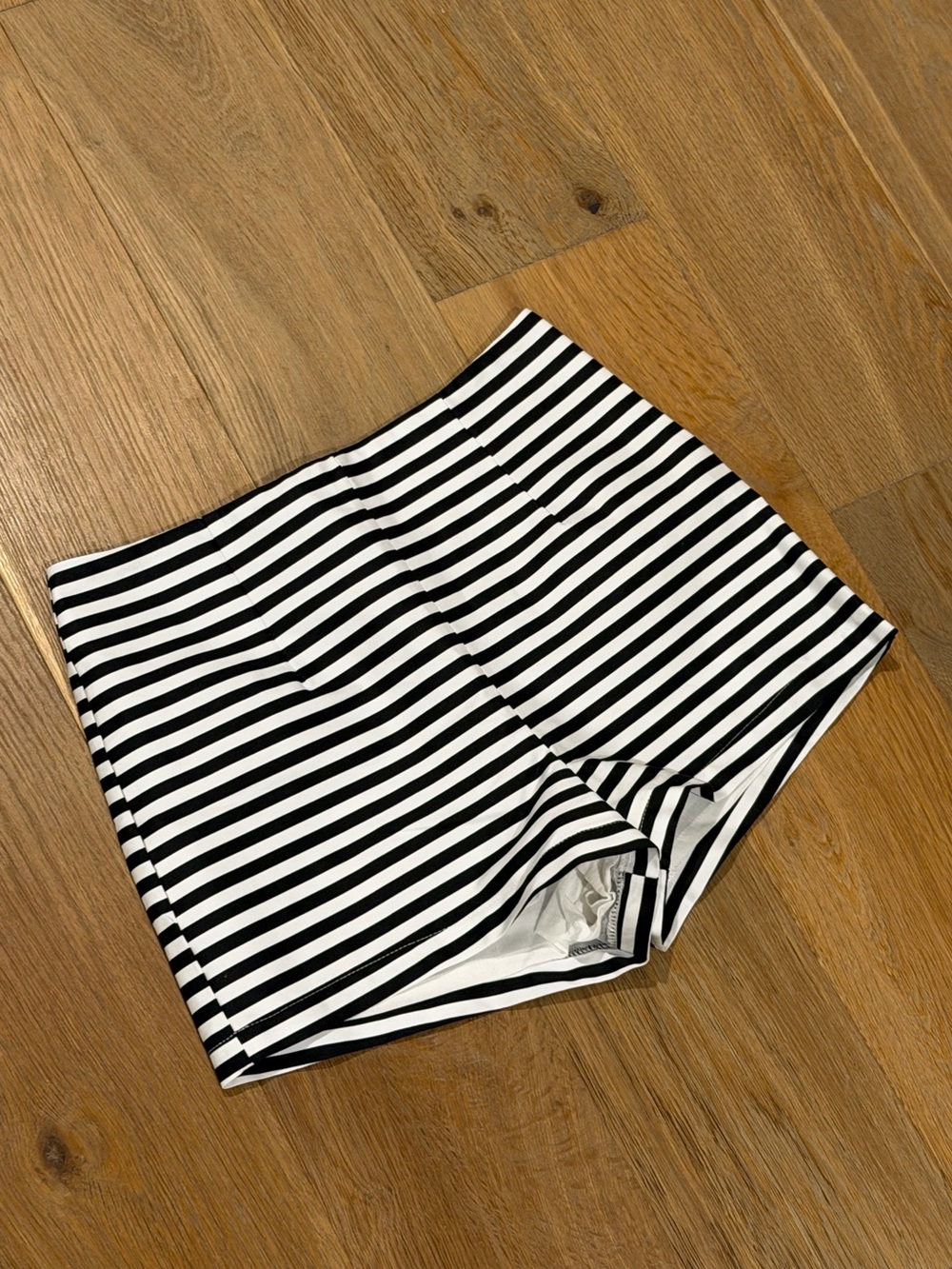 Olivaceous Black & White Striped High Waist Shorts | Size S
